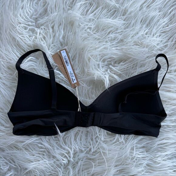 Skims Wireless Form Pushup Plunge Bra Onyx Size 36B - Picture 5 of 7